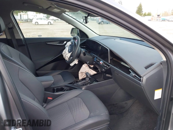 2024 Kia Niro EX Touring with VIN KNDCR3LE4R5148891, listed as a IAAI auction lot 41817925 with 12,333 mi miles. Bid and sale history available at carsss.com. Image 5.