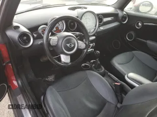 2010 MINI Convertible с VIN WMWMR3C56ATU97164, выставлен на аукционе Copart как лот 83908904 с пробегом 153 936 миль миль и Списание • Salvage title. История ставок и продаж доступна на DreamBid. Изображение 8.