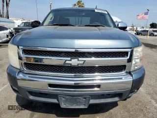 2010 Chevrolet Silverado 1500 LT with VIN 3GCRCSE09AG251406, listed as a Copart auction lot 54136905 with 205,048 mi miles and Clean Title. Bid and sale history available at DreamBid. Image 5.
