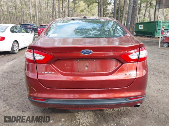 2014 Ford Fusion SE Hybrid with VIN 3FA6P0LU3ER301220, listed as a IAAI auction lot 41900873 with 251,303 mi miles. Bid and sale history available at carsss.com. Image 16.