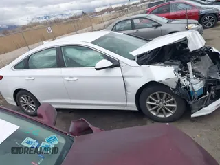 2018 Hyundai Sonata SE z VIN 5NPE24AFXJH698843, wystawiony jako IAAI lot #41851524 z przebiegiem 100 811 mil mil oraz . Historia ofert i sprzedaży dostępna na DreamBid. Obrazek 13.