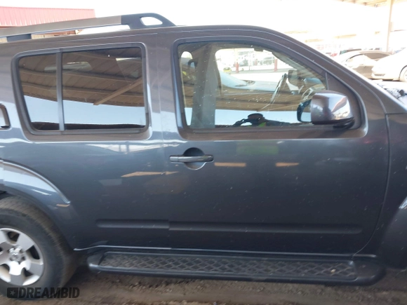 2012 Nissan Pathfinder SV with VIN 5N1AR1NN2CC626622, listed as a IAAI auction lot 41672948 with 135,751 mi miles. Bid and sale history available at carsss.com. Image 13.