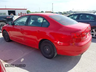 2012 Volkswagen Jetta S с VIN 3VW2K7AJ2CM346570, выставлен на аукционе IAAI как лот 42265230 с пробегом 171 919 миль миль и . История ставок и продаж доступна на DreamBid. Изображение 3.