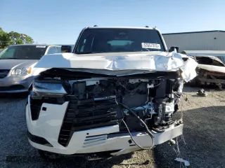 2024 Lexus GX with VIN JTJTBCDX2R5003799, listed as a Copart auction lot 53557315 with 736 mi miles and Salvage Title. Bid and sale history available at carsss.com. Image 5.