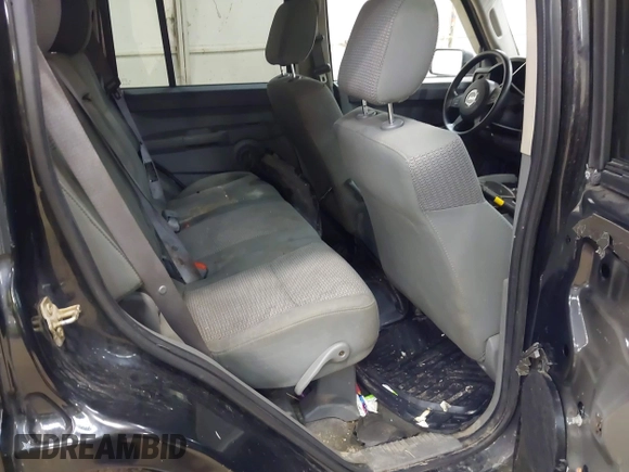 2007 Jeep Commander Sport with VIN 1J8HG48K07C569931, listed as a IAAI auction lot 42174141 with Not Provided miles and . Bid and sale history available at carsss.com. Image 8.