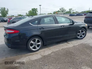 2013 Ford Fusion SE with VIN 3FA6P0HRXDR369761, listed as a IAAI auction lot 42299473 with 61,330 mi miles and . Bid and sale history available at DreamBid. Image 4.