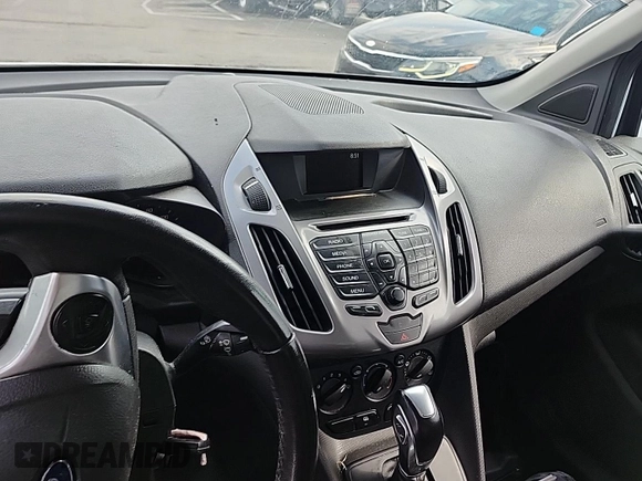2018 Ford Transit Connect XLT z VIN NM0LS7F72J1361517, wystawiony jako IAAI lot #42360487 z przebiegiem 177 499 mil mil oraz . Historia ofert i sprzedaży dostępna na DreamBid. Obrazek 1.