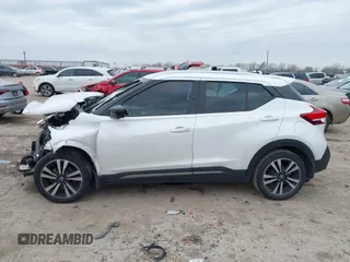 2020 Nissan Kicks SR with VIN 3N1CP5DV1LL556436, listed as a IAAI auction lot 41576013 with 97,953 mi miles. Bid and sale history available at carsss.com. Image 14.