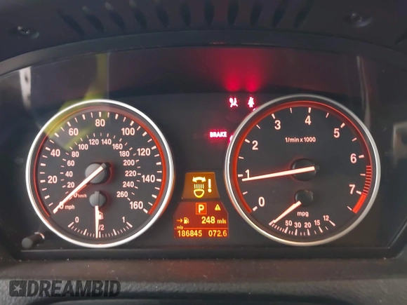 2013 BMW X5 xDrive35i z VIN 5UXZV4C55D0B09049, wystawiony jako IAAI lot #42193454 z przebiegiem 186 845 mil mil oraz . Historia ofert i sprzedaży dostępna na DreamBid. Obrazek 7.