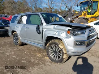 2022 Toyota 4Runner Limited z VIN JTEKU5JR2N6017275, wystawiony jako IAAI lot #41458168 z przebiegiem 40 743 mil mil oraz . Historia ofert i sprzedaży dostępna na DreamBid. Obrazek 1.