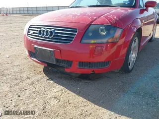 2001 Audi TT with VIN TRUWT28N911007947, listed as a IAAI auction lot 42078785 with 114,721 mi miles. Bid and sale history available at carsss.com. Image 6.
