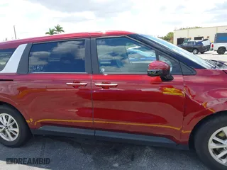 2024 Kia Carnival LX with VIN KNDNB4H31R6434878, listed as a IAAI auction lot 41994929 with 18,896 mi miles. Bid and sale history available at carsss.com. Image 13.