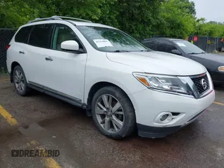 2014 Nissan Pathfinder S with VIN 5N1AR2MM7EC638279, listed as a IAAI auction lot 42354861 with 160,382 mi miles and . Bid and sale history available at DreamBid. Image 1.