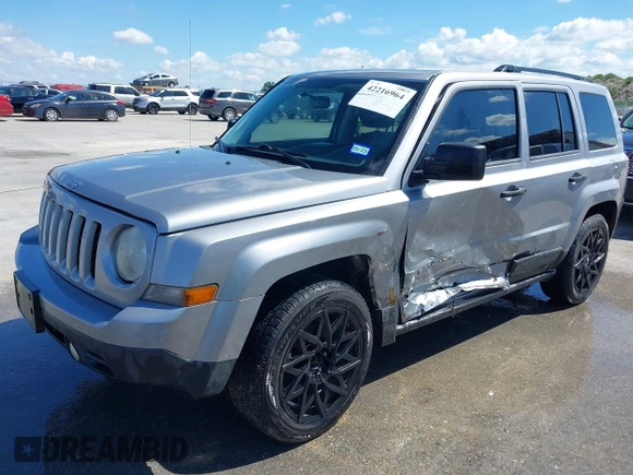 2014 Jeep Patriot Sport z VIN 1C4NJPBA7ED818830, wystawiony jako IAAI lot #42216964 z przebiegiem 144 909 mil mil oraz . Historia ofert i sprzedaży dostępna na DreamBid. Obrazek 2.