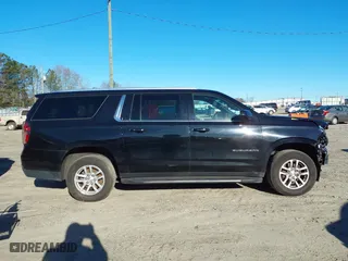 2021 Chevrolet Suburban LT with VIN 1GNSCCKD0MR195186, listed as a IAAI auction lot 41621859 with 129,691 mi miles. Bid and sale history available at carsss.com. Image 13.