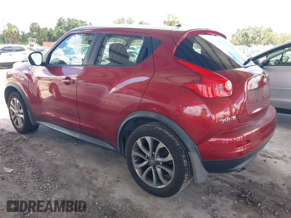 2013 Nissan Juke SL z VIN JN8AF5MV8DT221618, wystawiony jako IAAI lot #42535673 z przebiegiem 133 490 mil mil oraz . Historia ofert i sprzedaży dostępna na DreamBid. Obrazek 3.