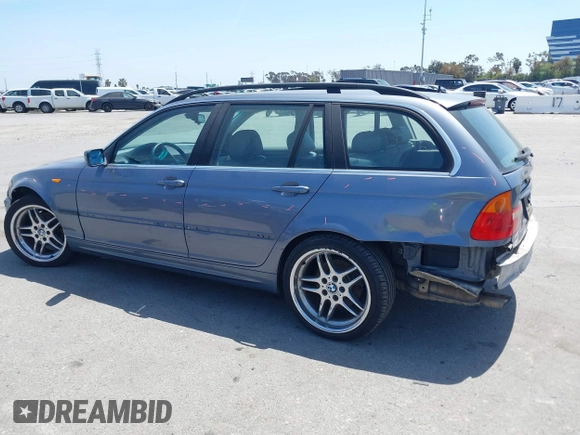 2003 BMW 3 Series 325i with VIN WBAEN33403PC12691, listed as a IAAI auction lot 42100376 with 168,357 mi miles and . Bid and sale history available at DreamBid. Image 14.