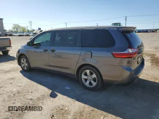 2017 Toyota Sienna L с VIN 5TDZZ3DC8HS899668, выставлен на аукционе Copart как лот 48944024 с пробегом 123 689 миль миль и Списание • Salvage title. История ставок и продаж доступна на DreamBid. Изображение 2.
