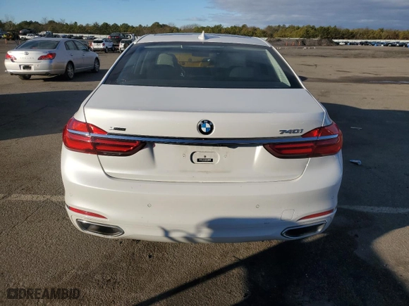 2019 BMW 7 Series 740i xDrive with VIN WBA7E4C53KGV28864, listed as a Copart auction lot 86351454 with 85,782 mi miles and Salvage Title. Bid and sale history available at carsss.com. Image 6.