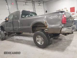 2008 Ford Super Duty F-250 SRW XL with VIN 1FTSX21R08EA75602, listed as a IAAI auction lot 41209751 with 138,517 mi miles. Bid and sale history available at carsss.com. Image 3.