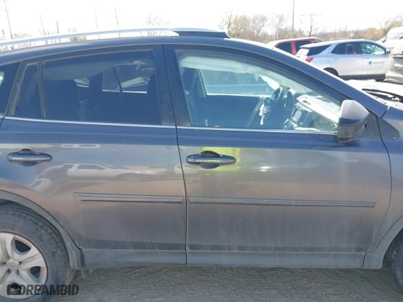 2014 Toyota RAV4 LE with VIN JTMZFREV9EJ024314, listed as a IAAI auction lot 41727669 with 139,665 mi miles. Bid and sale history available at carsss.com. Image 13.