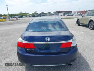 2015 Honda Accord LX with VIN 1HGCR2F35FA198109, listed as a IAAI auction lot 40899343 with Not Provided miles. Bid and sale history available at carsss.com. Image 16.