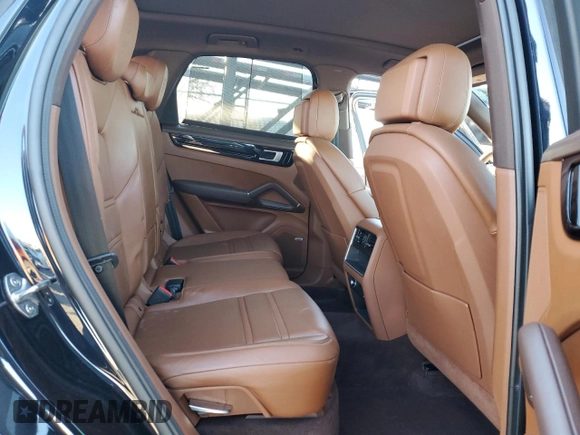 2021 Porsche Cayenne S с VIN WP1AB2AYXMDA27735, выставлен на аукционе Copart как лот 78906444 с пробегом 18 167 миль миль и Списание • Salvage title. История ставок и продаж доступна на DreamBid. Изображение 11.