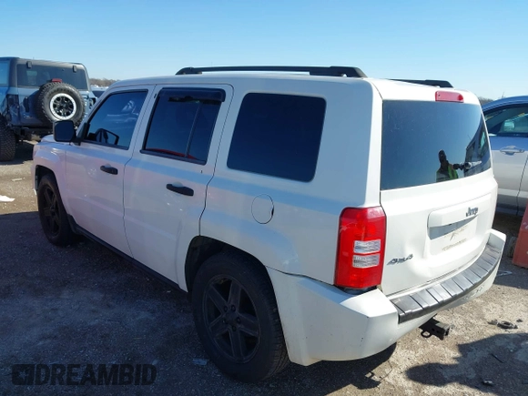 2008 Jeep Patriot Sport with VIN 1J8FF28W08D635875, listed as a IAAI auction lot 41761822 with 285,728 mi miles and . Bid and sale history available at carsss.com. Image 3.