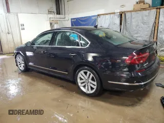 2017 Volkswagen Passat SEL Premium z VIN 1VWCT7A34HC078780, wystawiony jako Copart lot #49827235 z przebiegiem 94 618 mil mil oraz Szkoda całkowita • Salvage title. Historia ofert i sprzedaży dostępna na DreamBid. Obrazek 2.