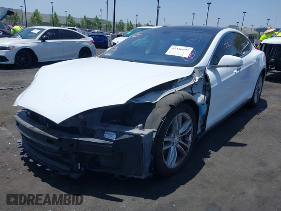 2014 Tesla Model S 60 с VIN 5YJSA1H17EFP40534, выставлен на аукционе IAAI как лот 42346697 с пробегом 203 166 миль миль и . История ставок и продаж доступна на DreamBid. Изображение 2.