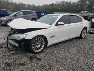 2015 BMW 7 Series 740Li xDrive with VIN WBAYF4C56FD873962, listed as a Copart auction lot 81547544 with 0 mi miles and Salvage Title. Bid and sale history available at carsss.com. Image 1.