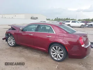 2020 Chrysler 300 Limited with VIN 2C3CCAEG2LH127949, listed as a IAAI auction lot 40041870 with 41,658 mi miles. Bid and sale history available at carsss.com. Image 15.