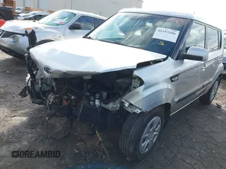 2012 Kia Soul with VIN KNDJT2A59C7391470, listed as a IAAI auction lot 41593186 with 83,299 mi miles. Bid and sale history available at carsss.com. Image 17.