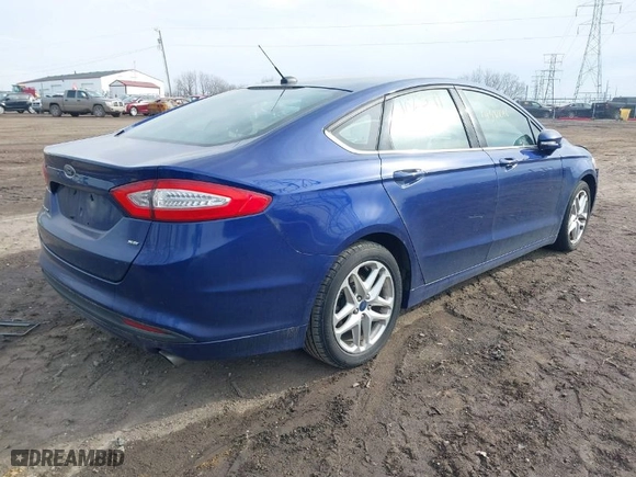 2013 Ford Fusion SE with VIN 3FA6P0H72DR102371, listed as a IAAI auction lot 41588018 with 167,544 mi miles. Bid and sale history available at carsss.com. Image 4.