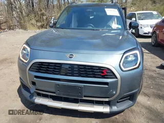 2025 MINI Countryman z VIN WMZ23GA02S7P85607, wystawiony jako IAAI lot #41982065 z przebiegiem 5269 mil mil oraz . Historia ofert i sprzedaży dostępna na DreamBid. Obrazek 11.