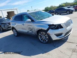 2019 Lincoln MKC Select with VIN 5LMCJ2C95KUL37381, listed as a IAAI auction lot 41892516 with 25,336 mi miles. Bid and sale history available at carsss.com. Image 13.