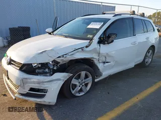 2015 Volkswagen Golf SportWagen TDI S with VIN 3VWCA7AU1FM517685, listed as a IAAI auction lot 41321742 with 142,348 mi miles. Bid and sale history available at carsss.com. Image 6.