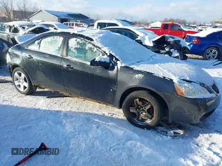 2008 Pontiac G6 with VIN 1G2ZG57B884278872, listed as a IAAI auction lot 41595435 with 1 mi miles. Bid and sale history available at carsss.com. Image 1.