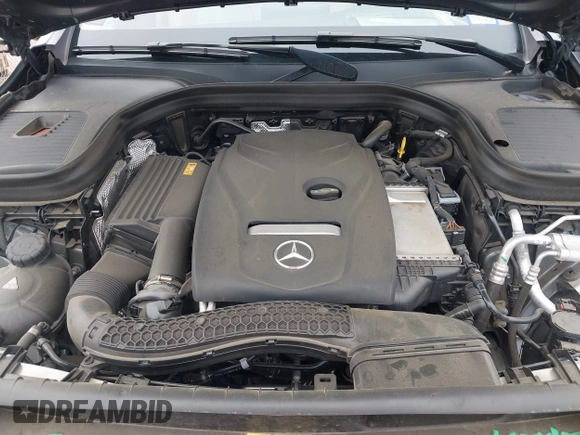 2018 Mercedes-Benz GLC 300 with VIN WDC0G4JB0JV038250, listed as a IAAI auction lot 41954769 with 24,131 mi miles and . Bid and sale history available at DreamBid. Image 10.