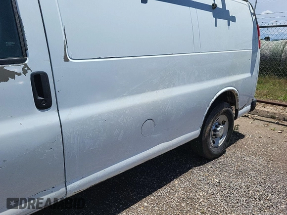 2010 Chevrolet Express Cargo with VIN 1GCZGFBA8A1153393, listed as a IAAI auction lot 42677832 with 159,087 mi miles and . Bid and sale history available at DreamBid. Image 5.