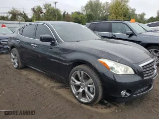 2013 Infiniti M37 with VIN JN1BY1AR7DM600777, listed as a Copart auction lot 73123544 with 82,204 mi miles and Salvage Title. Bid and sale history available at carsss.com. Image 4.