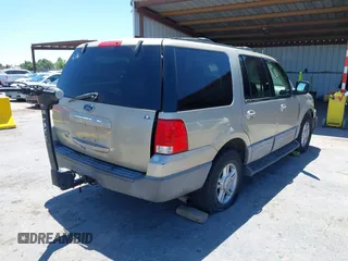 2004 Ford Expedition XLT with VIN 1FMPU16W04LA01850, listed as a IAAI auction lot 42303611 with 190,515 mi miles and . Bid and sale history available at DreamBid. Image 4.