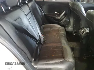 2019 Mercedes-Benz A 220 z VIN WDD3G4FBXKW028712, wystawiony jako Copart lot #59023105 z przebiegiem 95 881 mil mil oraz Szkoda całkowita • Salvage title. Historia ofert i sprzedaży dostępna na DreamBid. Obrazek 10.