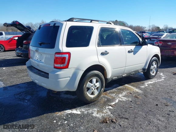 2010 Ford Escape XLT with VIN 1FMCU0D72AKC62810, listed as a IAAI auction lot 41343848 with 227,622 mi miles. Bid and sale history available at carsss.com. Image 4.