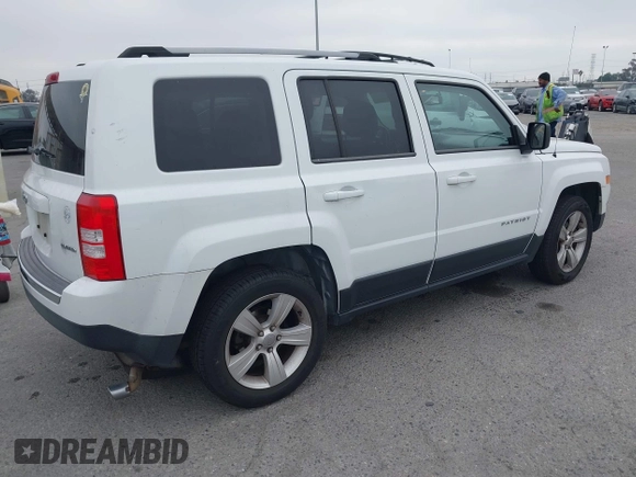2014 Jeep Patriot Limited with VIN 1C4NJPCB2ED694389, listed as a IAAI auction lot 42028445 with 128,343 mi miles and . Bid and sale history available at DreamBid. Image 4.