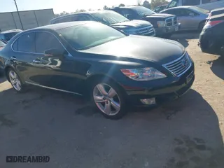 2010 Lexus LS 460 with VIN JTHBL5EFXA5095406, listed as a IAAI auction lot 41135894 with 181,132 mi miles. Bid and sale history available at carsss.com. Image 1.
