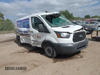 2018 Ford Transit Cargo with VIN 1FTYE1YG7JKA19193, listed as a IAAI auction lot 42155139 with Not Provided miles. Bid and sale history available at carsss.com. Image 1.