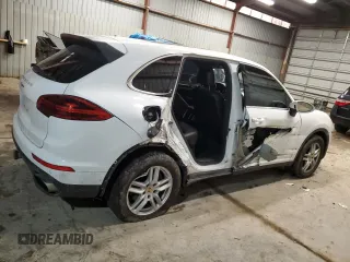 2016 Porsche Cayenne with VIN WP1AA2A27GKA12155, listed as a Copart auction lot 47967865 with 122,817 mi miles and Salvage Title. Bid and sale history available at carsss.com. Image 3.