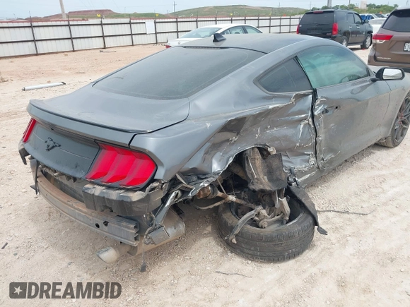 2022 Ford Mustang EcoBoost z VIN 1FA6P8TH2N5139990, wystawiony jako IAAI lot #42259683 z przebiegiem 62 580 mil mil oraz . Historia ofert i sprzedaży dostępna na DreamBid. Obrazek 6.