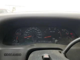 2002 Ford F-250 XL с VIN 1FTNW21F42EC92180, выставлен на аукционе Copart как лот 53642825 с пробегом 150 545 миль миль и Чистый • Clean title. История ставок и продаж доступна на DreamBid. Изображение 9.